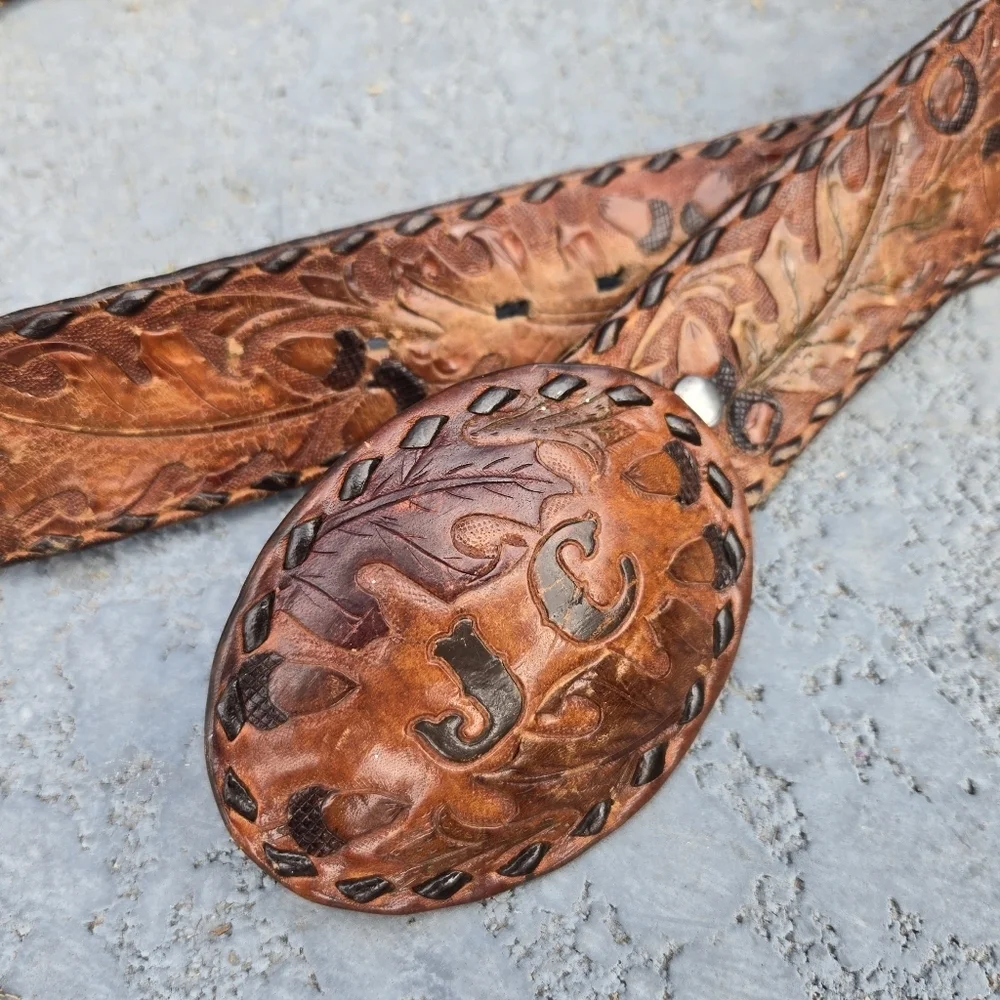 Vtg 70's Brown Hand Carved TOOLED Leather 42